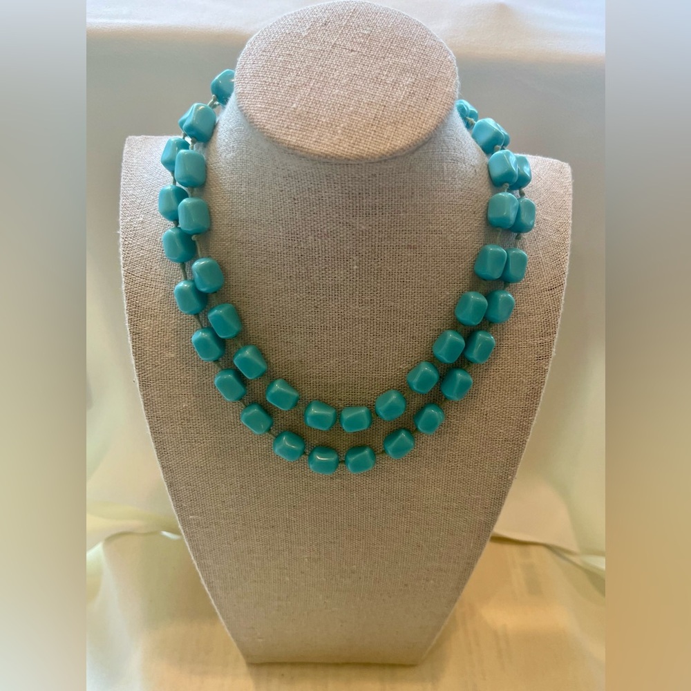 Vintage Turquoise Bead Necklace with Flower Clasp